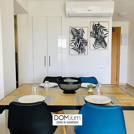 Domuum Holidays - Dms Iii Garden Apartamento *
